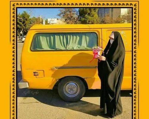 عکس دختر با روسری زرد