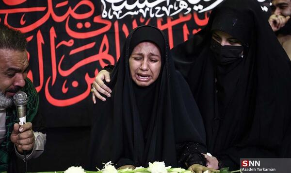 عکس فائزه روسری آبی