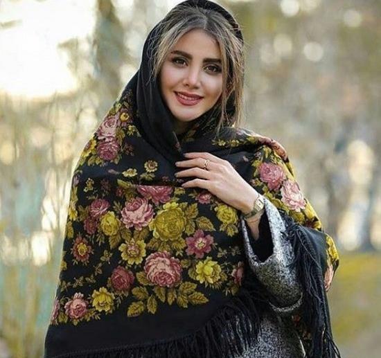 عکس با روسری ترکمن