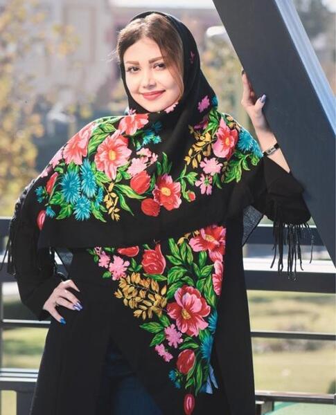 عکس با روسری ترکمن