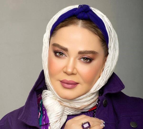 عکس دختر روسری بنفش