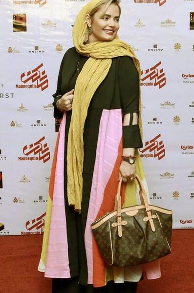 عکس دختر با شال زرد