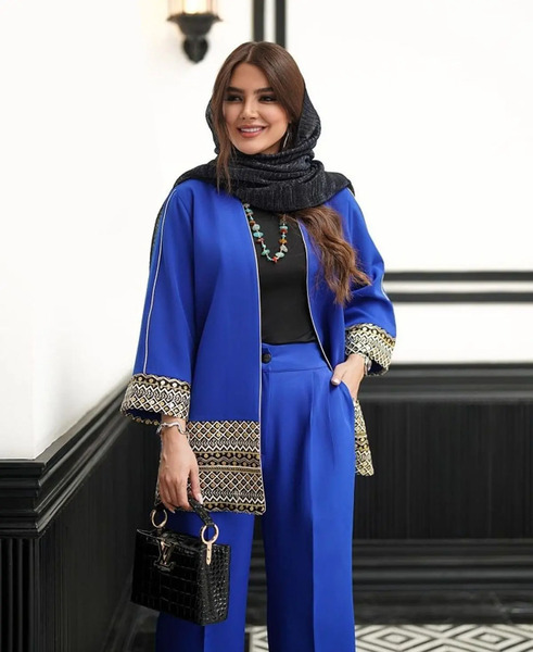 عکس شال آبی کاربنی