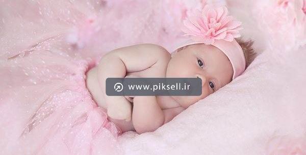 عکس دختر با پیراهن صورتی