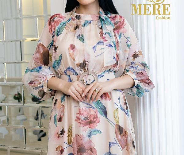 عکس پیراهن با پارچه حریر گلدار