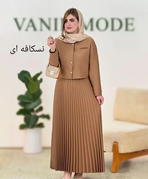 عکس بلوز و دامن پلیسه
