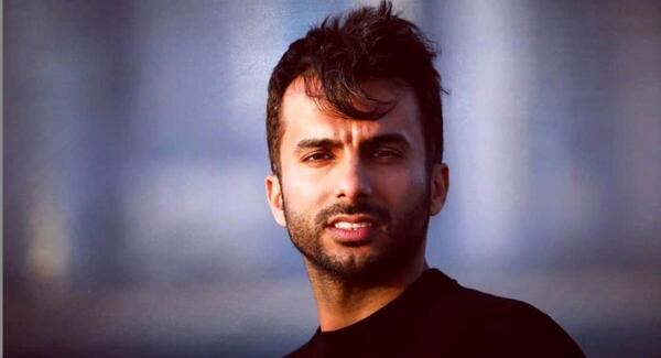 عکس محمد میر مجری شبکه ورزش