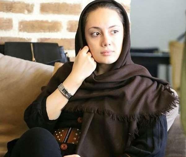 عکس نیلوفر مولایی مجری صدا و سیما
