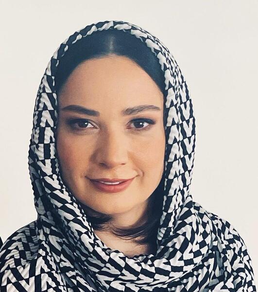 عکس فهیمه مجری تلویزیون