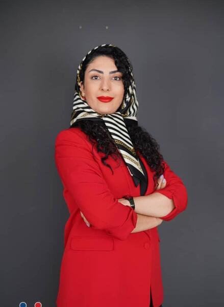 عکس بازیگر سارا امیرخانی