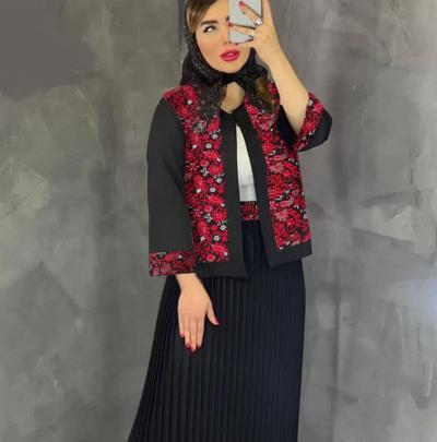 عکس سارافون با کت کوتاه