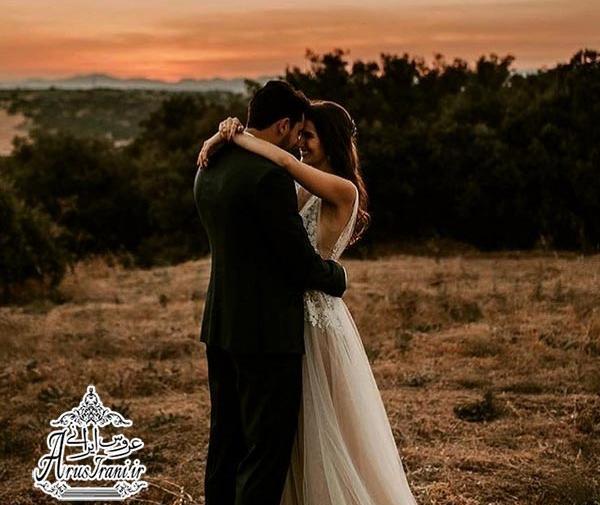 عکس ژست عکاسی دونفره با لباس مجلسی
