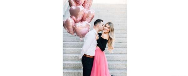 ژست عکس دونفره برای اتلیه