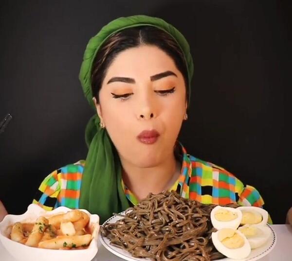 عکس نودل و تخم مرغ