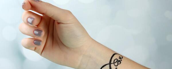 عکس تاتو نوشته فارسی مادر