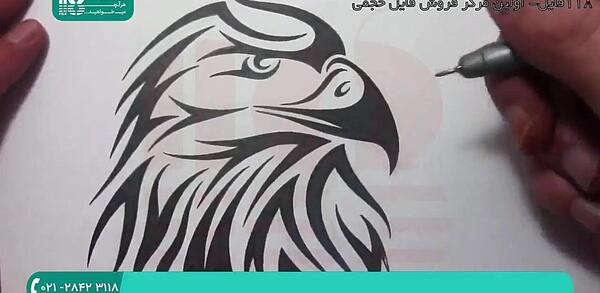 عکس تاتو عقاب پشت سر