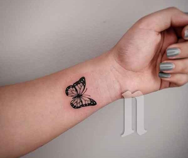 عکس تاتو مینیمال دخترانه پروانه