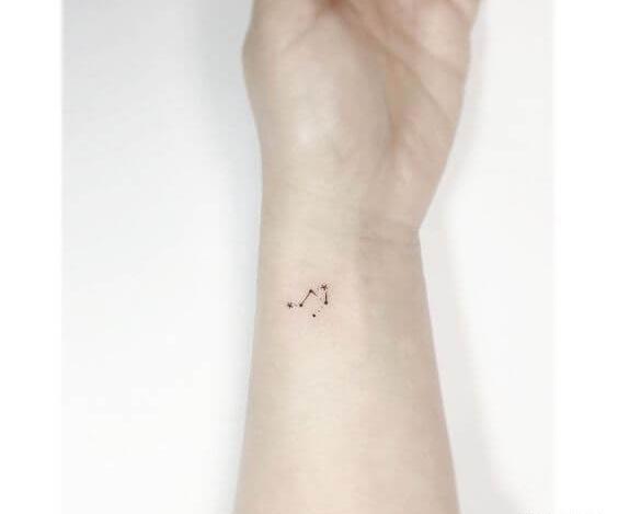 عکس طرح تاتو مینیمال پرنده