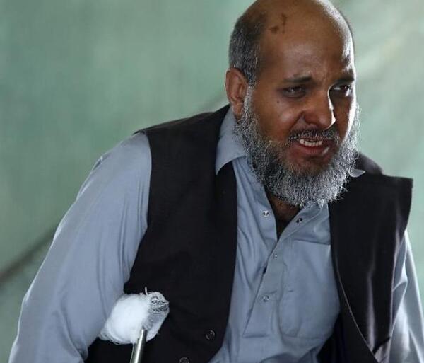 عکس واقعی ابوخالد در فیلم سقوط