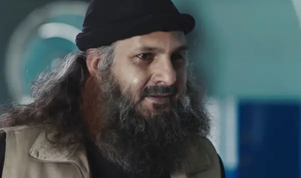 عکس واقعی ابوخالد در فیلم سقوط