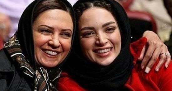 عکس لعیا زنگنه و مادرش