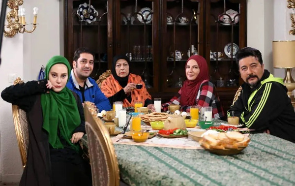 عکس لعیا زنگنه و مادرش