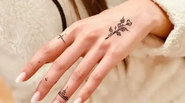 عکس تاتو حنا روی دست