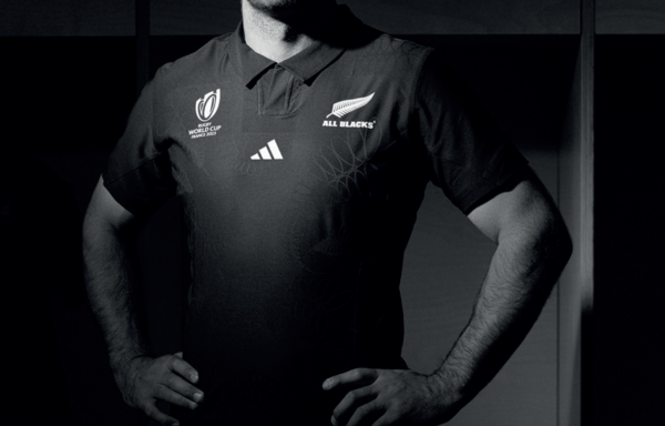 عکس logo adidas png 2023