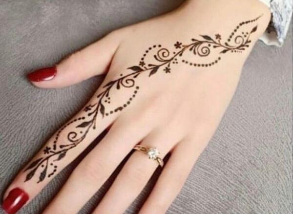 عکس تاتو حنة لليد