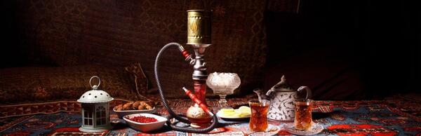 عکس از کافه و قلیون