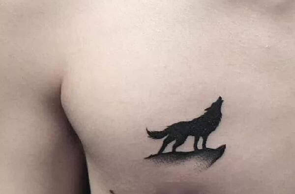 عکس تاتو ذئب على الظهر