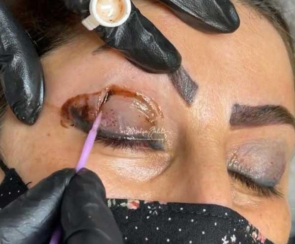 عکس پاك كردن تاتو خط چشم نی نی سایت
