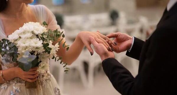 ژست عکس برای روز عقد