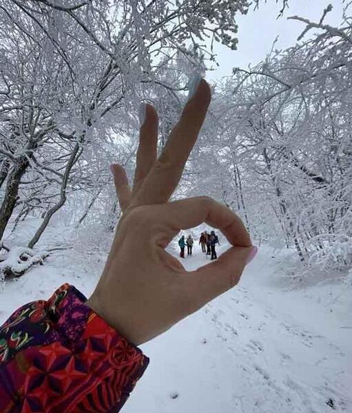 ژست عکس گرفتن در روز برفی