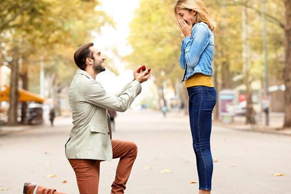 ژست عکس روز خواستگاری