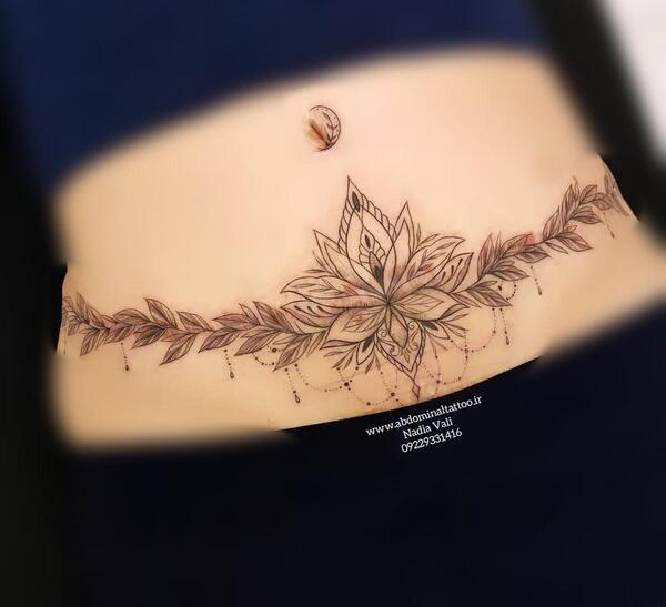 عکس تاتو شکم جای بخیه