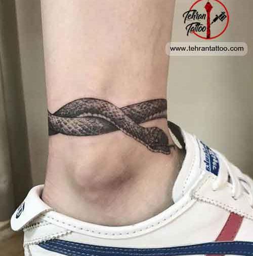 عکس تاتو روی ساق پا مردانه