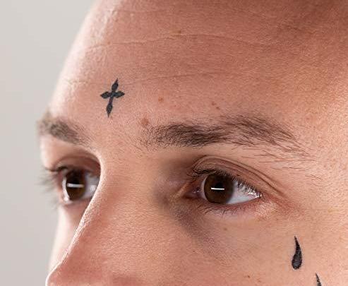 عکس تاتو اشک زیر چشم به چه معناست