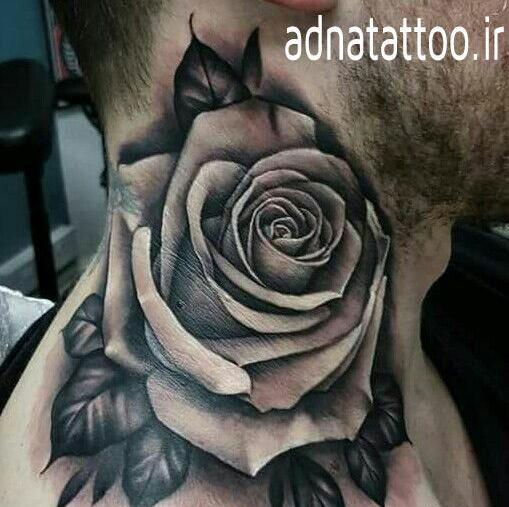 عکس تاتو گل روی گردن مردانه
