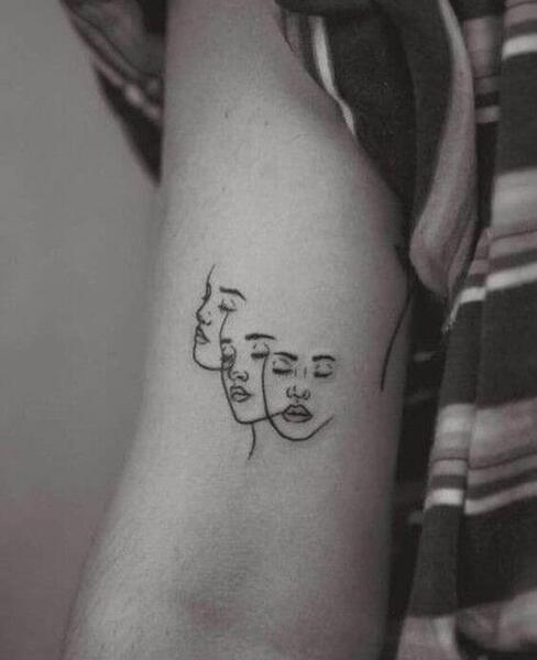 عکس تاتو چهره روی دست