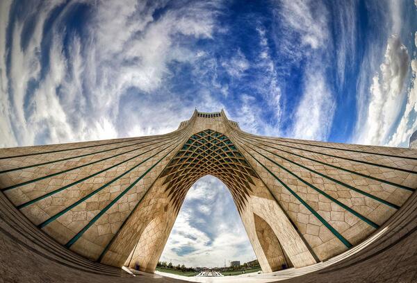 دانلود عکس برج آزادی تهران