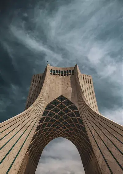دانلود عکس برج آزادی تهران