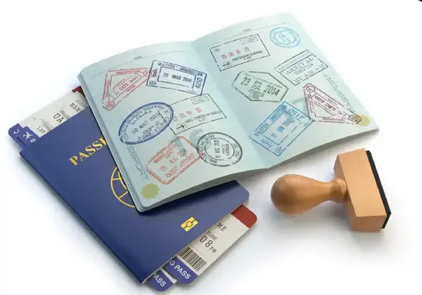 برای تمدید پاسپورت چند قطعه عکس لازم است