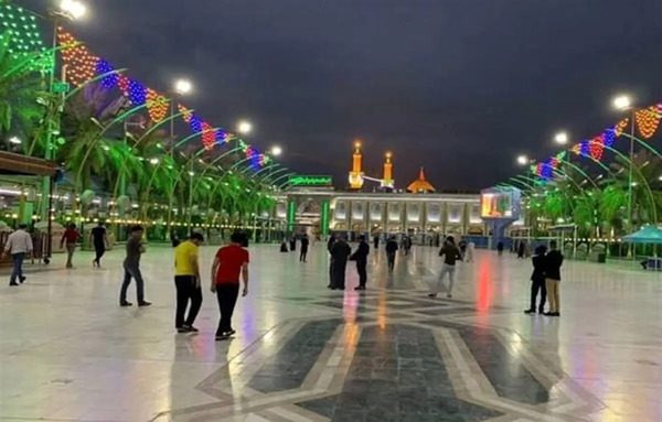 ژست عکس تولد در بین الحرمین