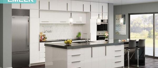 عکس کابینت سفید نقره ای