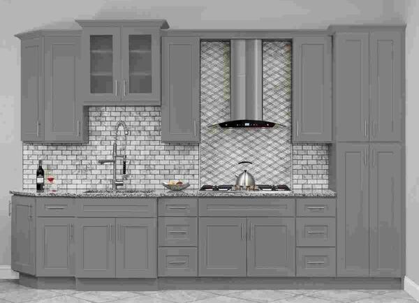 عکس کابینت سفید نقره ای