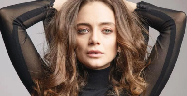 عکسهای سنا در فیلم گودال