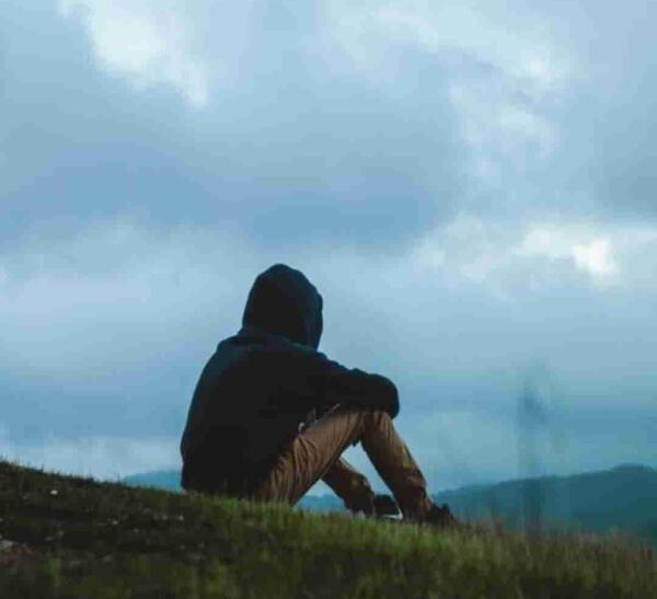 عکس خواننده کرد سنا برزنجه