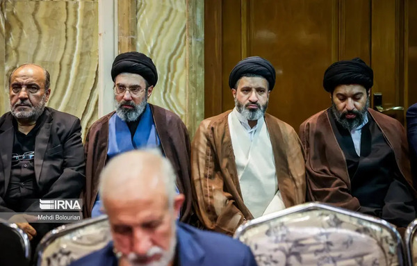 عکس امیر تتلو با خامنه ای