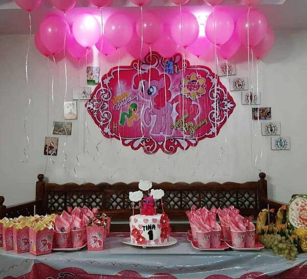 عکس جشن تولد دختر